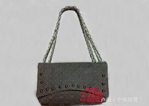 經(jīng)典爆款pu革時尚休閑包 擺地攤創(chuàng)業(yè)首選 批發(fā)地攤暢銷產(chǎn)品 混批價格 廠家 圖片